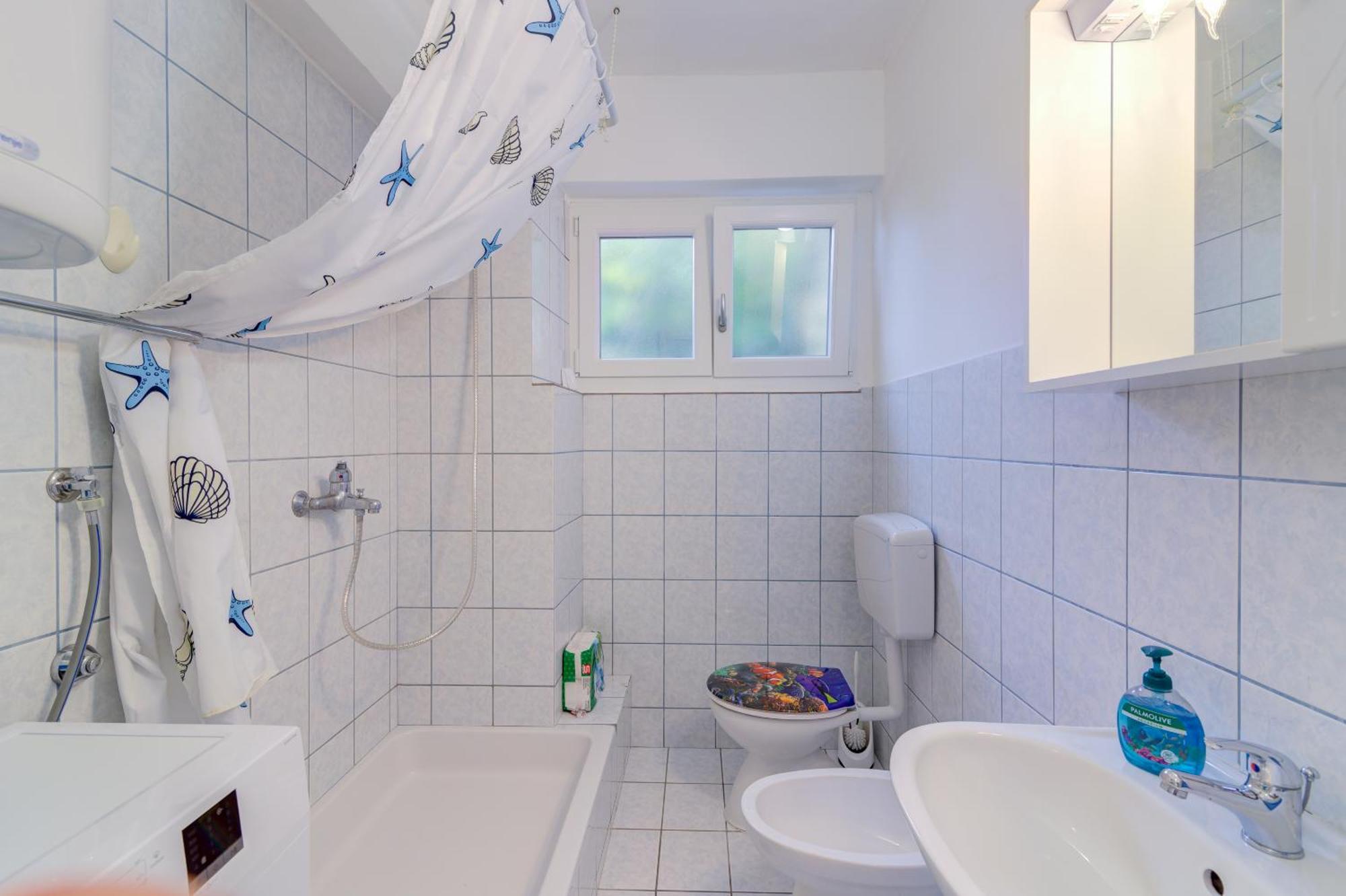 Apartments By The Beach Adela Senj 센 외부 사진