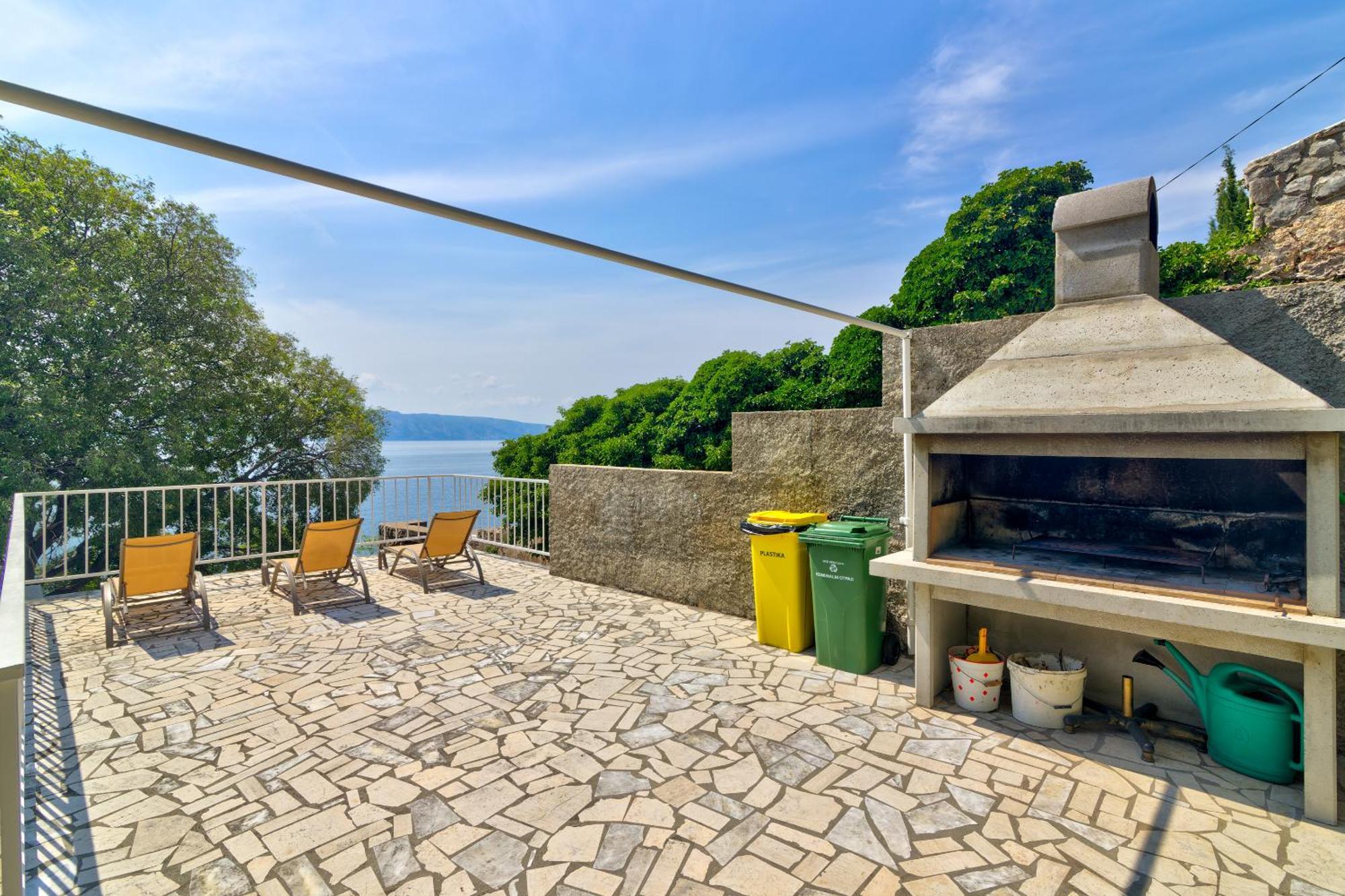 Apartments By The Beach Adela Senj 센 외부 사진